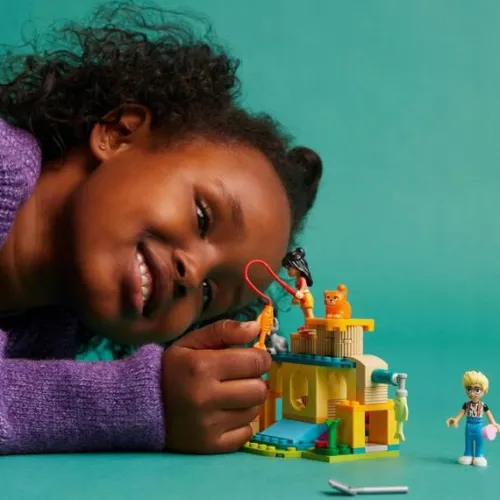 lego_friends__przygody_na_2.webp LEGO Friends 42612 Przygody na kocim placu zabaw